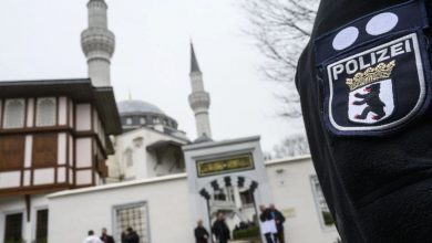 رفع الآذان وقرع أجراس الكنيسة في برلين كرمز للتضامن في ظل جائحة كورونا
