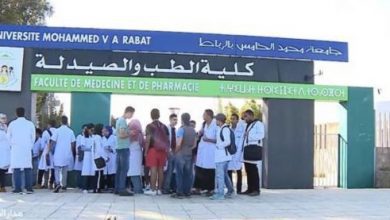 طلبة الطب وطب الأسنان