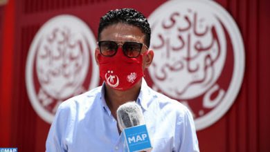 نادي الوداد الرياضي يستأنف تداريبه وسط إجراءات احترازية صارمة | MCG24 | موقع إلكتروني مغربي شامل متجدد على مدار الساعة نادي الوداد الرياضي يستأنف تداريبه وسط إجراءات احترازية صارمة