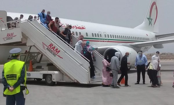 وصول 151 مغربيا من العالقين بموريتانيا إلى مطار الداخلة