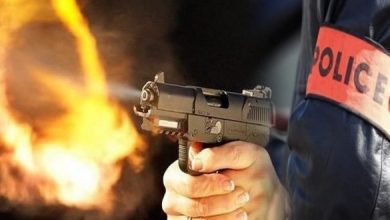 POLICE مفتش شرطة يضطر لاستعمال سلاحه الوظيفي لتوقيف شخص خطير | MCG24 | موقع إلكتروني مغربي شامل متجدد على مدار الساعة مفتش شرطة يضطر لاستعمال سلاحه الوظيفي لتوقيف شخص خطير