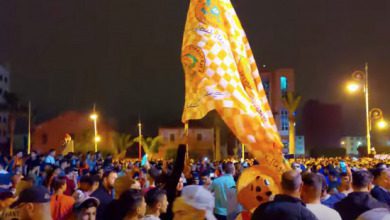 الجماهير البركانية تحتفي بتتويج فريقها باللقب الأفريقي الثاني