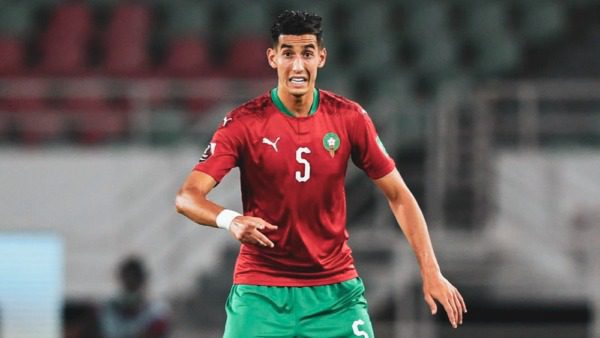 الدولي المغربي نايف أكرد