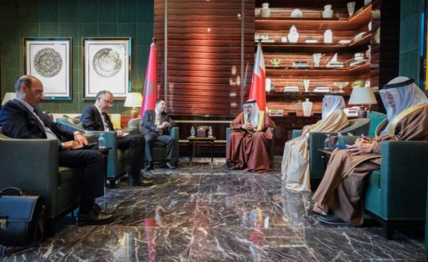 M. Nasser Bourita s'est entretenu, aujourd’hui à Manama, avec le ministre des Affaires Etrangères du Royaume de Bahreïn, M. Abdullatif bin Rashid Al Zayani | MCG24 | موقع إلكتروني مغربي شامل متجدد على مدار الساعة M. Nasser Bourita s'est entretenu, aujourd’hui à Manama, avec le ministre des Affaires Etrangères du Royaume de Bahreïn, M. Abdullatif bin Rashid Al Zayani