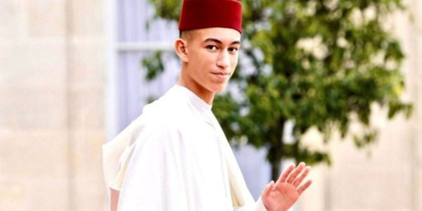 الأمير مولاي الحسن يترأس مأدبة غذاء أقامها جلالة الملك بمناسبة الذكرى ال67 لتأسيس القوات المسلحة الملكية الأمير مولاي الحسن