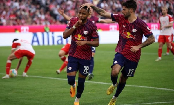 بطولة ألمانيا.. لايبزيغ يسقط بايرن ميونيخ ويسدي خدمة لدورتموند لإزاحته عن الصدارة لايبزيغ يسقط بايرن ميونيخ