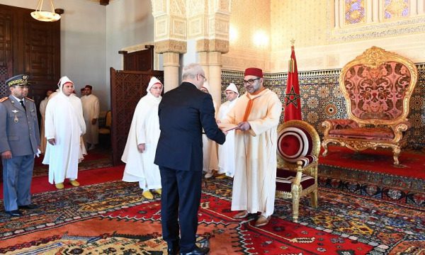 جلالة الملك يستقبل عددا من السفراء الأجانب | MCG24 | موقع إلكتروني مغربي شامل متجدد على مدار الساعة جلالة الملك يستقبل عددا من السفراء الأجانب