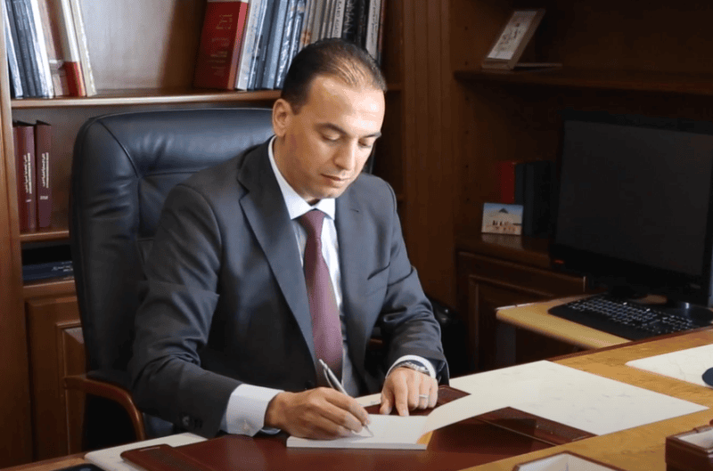 السعدي يدعو الأبناك إلى تفعيل اتفاقيات تمويل الصناع التقليديين ميدانيا | MCG24 | موقع إلكتروني مغربي شامل متجدد على مدار الساعة السعدي يدعو الأبناك إلى تفعيل اتفاقيات تمويل الصناع التقليديين ميدانيا