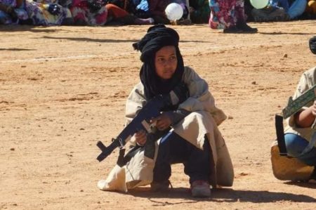 تجنيد أطفال في تندوف | MCG24 | موقع إلكتروني مغربي شامل متجدد على مدار الساعة تجنيد أطفال في تندوف