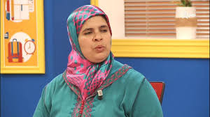 دروس محو الأمية بواسطة التلفاز والإنترنيت