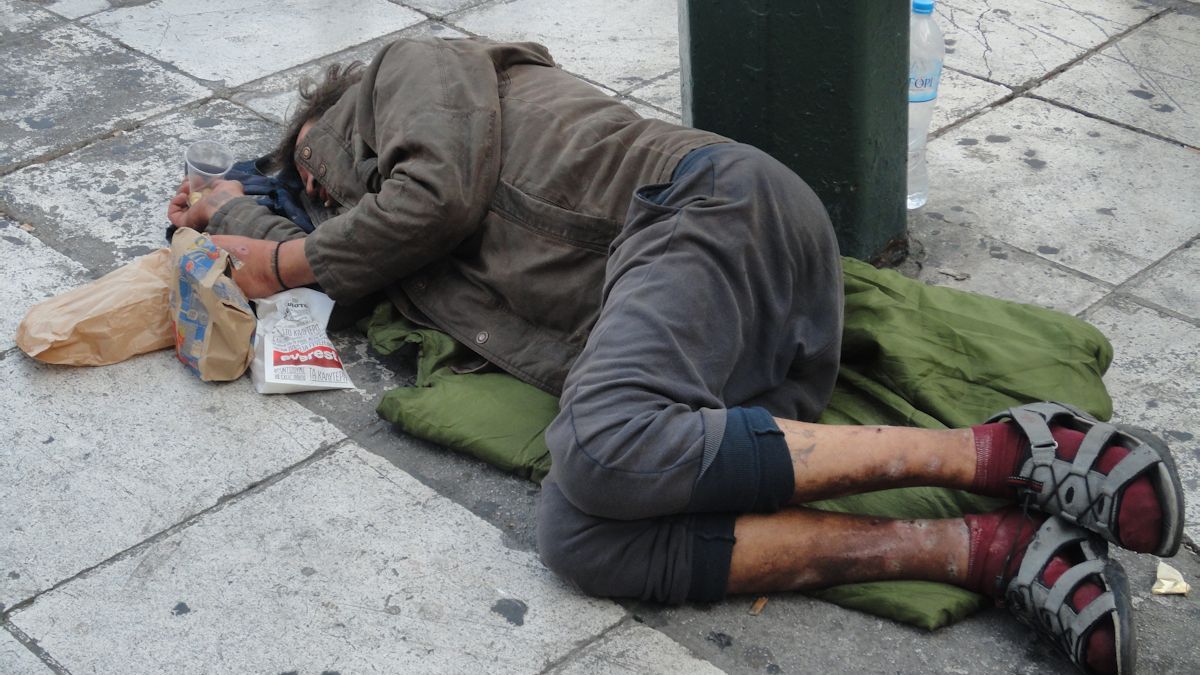 التكفل سواء بالأشخاص في وضعية الشارع