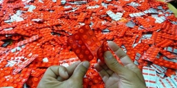 ميناء طنجة المتوسط.. إجهاض محاولة تهريب 2295 قرصا طبيا مخدرا