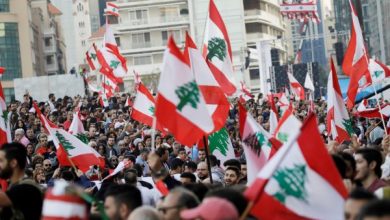 احتجاجات شعبية بلبنان تنديدا بتردي الأوضاع المعيشية