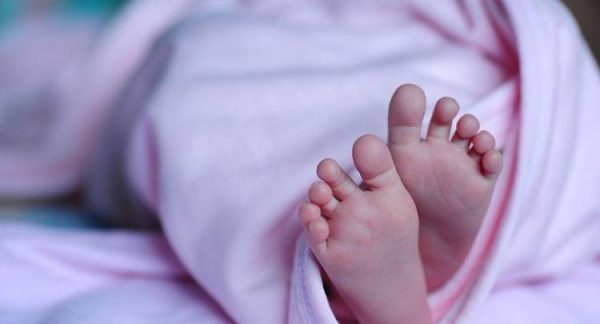 مراكش.. العثور على الرضيعة المصرح باختطافها لدى مصالح الدرك الملكي بمنطقة مديونة بالدار البيضاء | MCG24 | موقع إلكتروني مغربي شامل متجدد على مدار الساعة مراكش.. العثور على الرضيعة المصرح باختطافها لدى مصالح الدرك الملكي بمنطقة مديونة بالدار البيضاء