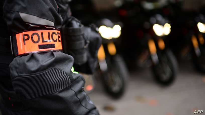 شاب فرنسي مسلم يتعرض للضرب لأنه احتفل بعيد الميلاد