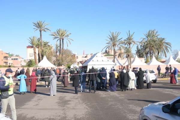 مراكش.. فوضى وازدحام أمام عدد من مراكز التلقيح ومندوبية الصحة توضح | MCG24 مراكش.. فوضى وازدحام أمام عدد من مراكز التلقيح ومندوبية الصحة توضح