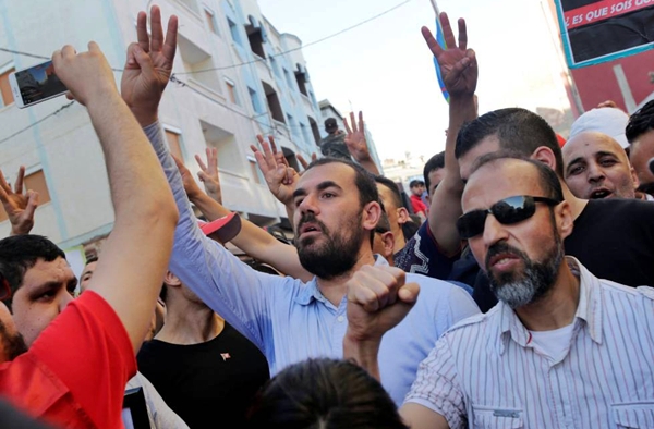 zefzafi20155 | MCG24