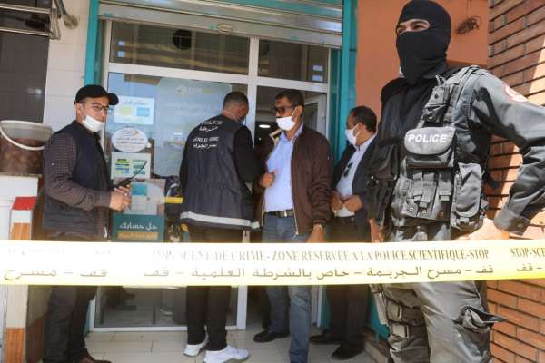 إعادة تمثيل جريمة سطو وهمية على وكالة لتحويل الأموال بمراكش (صور)