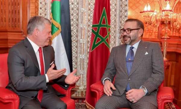 صاحب الجلالة يهنئ جلالة الملك عبد الله الثاني وجلالة الملكة رانيا العبد الله بمناسبة عيد استقلال بلادهما