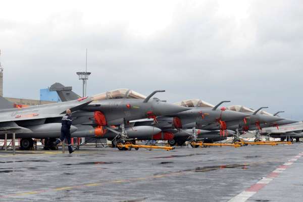 France to sell Egypt 30 fighter jets in .5 bln deal -Egyptian defense ministry, report | MCG24 وزارة الجيوش الفرنسية: طلبية مصر لمقاتلات رافال "تعزز الشراكة الاستراتيجية" مع باريس