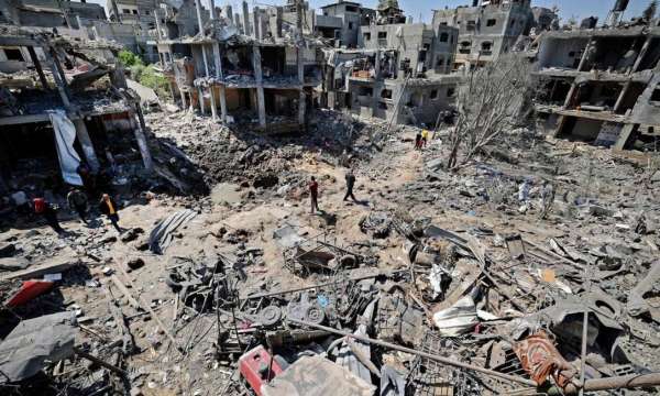 x92885782_TOPSHOTPalestinians-assess-the-damage-caused-by-Israeli-air-strikes-in-Beit-Hanun-in.jpg.pagespeed.ic.ynEamTEmxi | MCG24