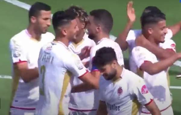 الوداد الرياضي يتفوق على ضيفه الدفاع الحسني الجديدي | MCG24 الوداد الرياضي يتفوق على ضيفه الدفاع الحسني الجديدي