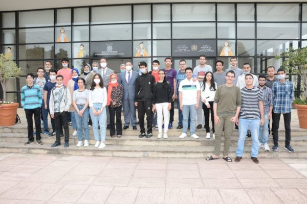 حفل استقبال على شرف التلميذات والتلاميذ الذين حققوا إنجازات في مباريات الأولمبياد في الرياضيات | MCG24 | موقع إلكتروني مغربي شامل متجدد على مدار الساعة حفل استقبال على شرف التلميذات والتلاميذ الذين حققوا إنجازات في مباريات الأولمبياد في الرياضيات