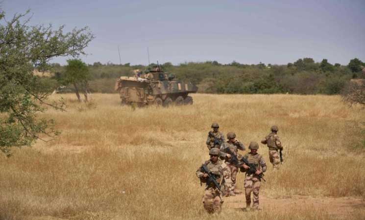 باريس تعلن مقتل واعتقال قياديين في تنظيم الدولة الإسلامية بالصحراء الكبرى