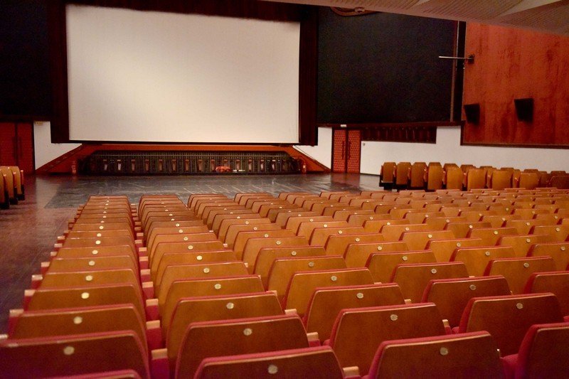 cinema-800-2 | MCG24