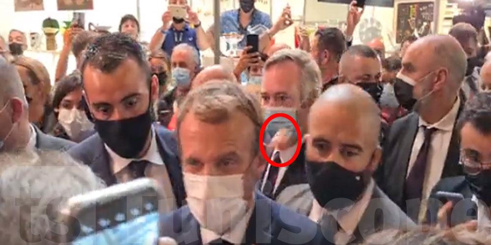 طالب يرشق ماكرون ببيضة لدى افتتاحه معرضا في ليون | MCG24 طالب يرشق ماكرون ببيضة لدى افتتاحه معرضا في ليون