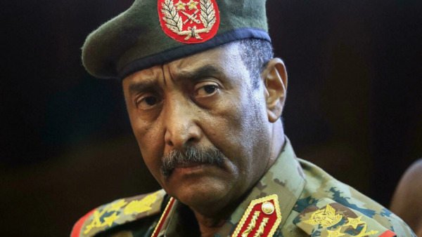 الجيش السوداني يفرج عن أربعة وزراء من الحكومة الانتقالية | MCG24 الجيش السوداني يفرج عن أربعة وزراء من الحكومة الانتقالية