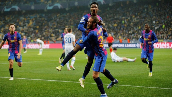 دوري أبطال أوروبا.. برشلونة يحقق فوزا ثمينا خارج الديار أمام دينامو كييف | MCG24 دوري أبطال أوروبا.. برشلونة يحقق فوزا ثمينا خارج الديار أمام دينامو كييف