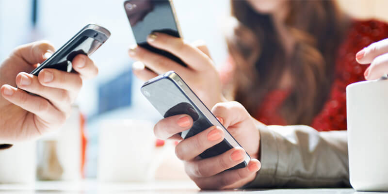 5-benefits-4-cons-mobile-phone-use | MCG24 | موقع إلكتروني مغربي شامل متجدد على مدار الساعة