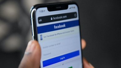 نشطاء الفيسبوك واليوتوب
