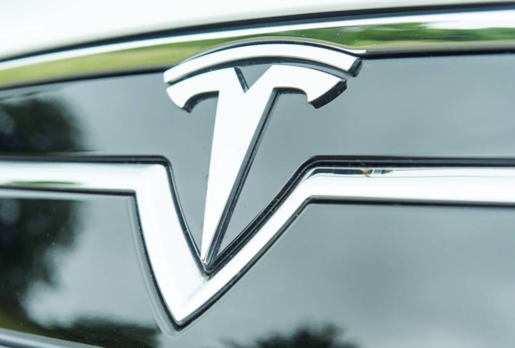 Tesla | MCG24 | موقع إلكتروني مغربي شامل متجدد على مدار الساعة