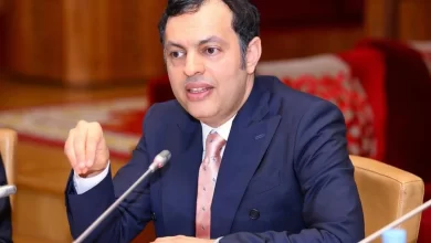 توتر صامت بين الوزير السكوري وكاتب الدولة صابري