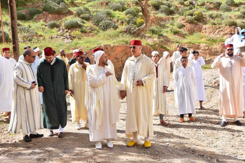سيد عامل إقليم تيزنيت، يقوم بزيارة إلى المدرسة العتيقة أكضي بانزي طار العناية التي توليها السلطات الإقليمية لمؤسسات التعليم العتيق | MCG24 | موقع إلكتروني مغربي شامل متجدد على مدار الساعة