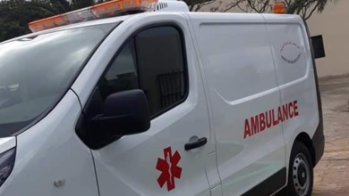 Capture-decran-2019-03-27-a-182213 | MCG24 | موقع إلكتروني مغربي شامل متجدد على مدار الساعة White ambulance van with orange emergency lights and 'AMBULANCE' text on the side.