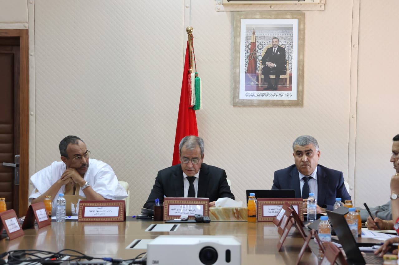المجلس الإداري للشركة الجهوية متعددة الخدمات الداخلة – وادي الذهب يصادق على حصيلة 2025