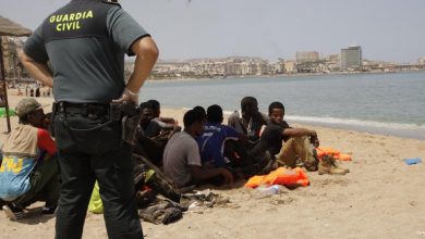 تفكيك شبكات لتهريب البشر