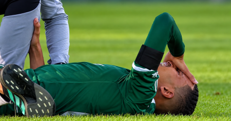 Footballeur blessé sur la pelouse-1200x630 | MCG24 | موقع إلكتروني مغربي شامل متجدد على مدار الساعة